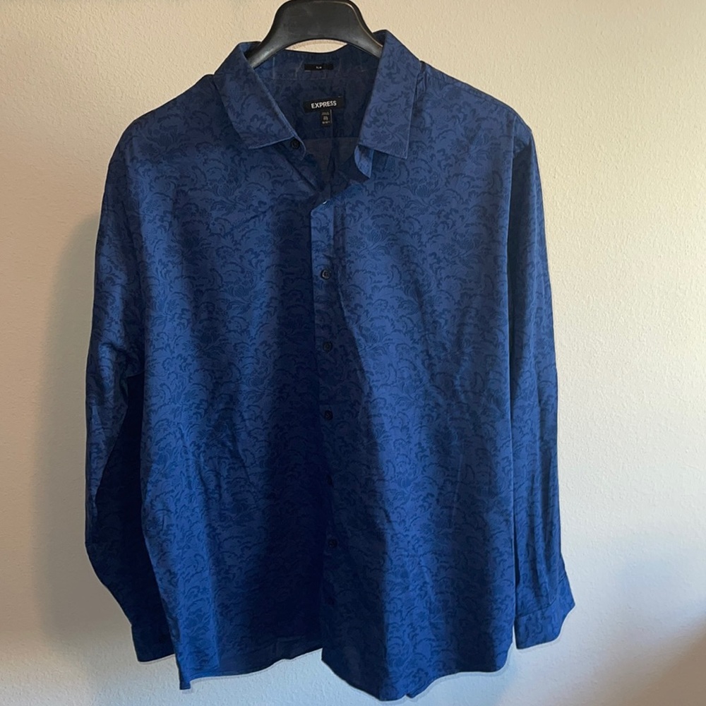 Express Button Up